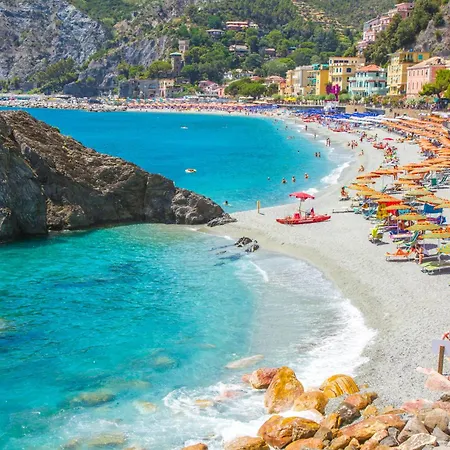 Monterosso Апартаменты *