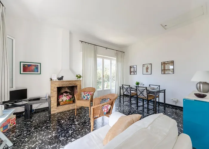 Monterosso Apartment